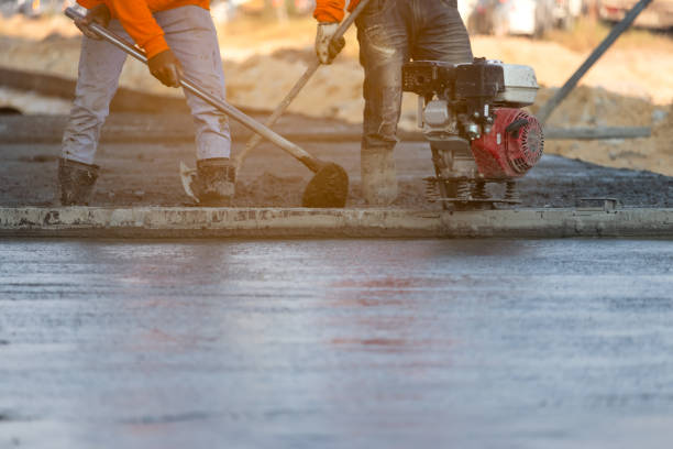 Best Concrete Pool Decks in Flint, MI