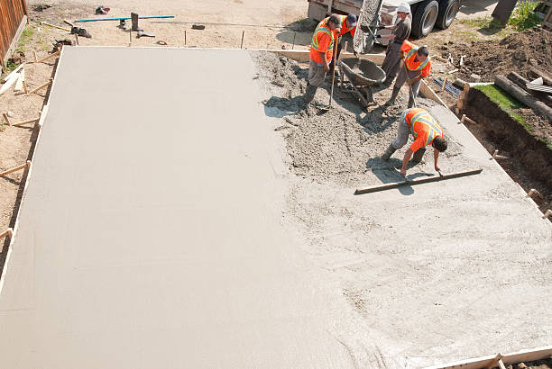 Best Concrete Driveway Installation in Flint, MI